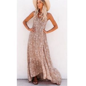 NWT Flawless by Vici High Low Maxi Dress Tan & White Small Floral Print Size M